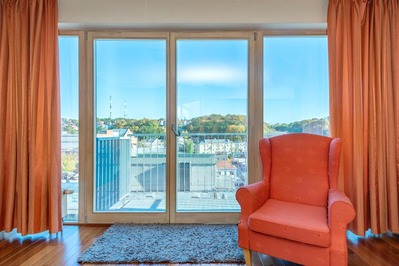 Panoramic City Centre Apartment By Polo Apartments Kowno Zewnętrze zdjęcie