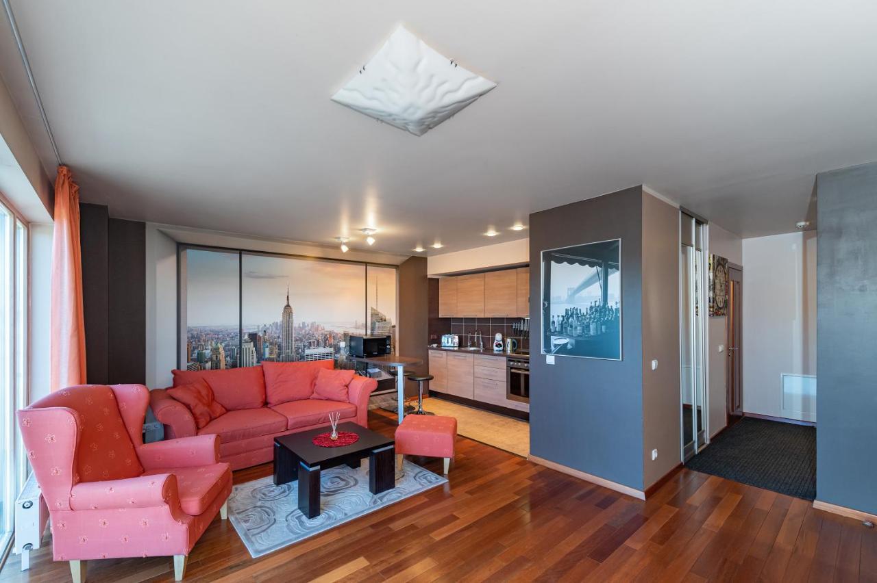 Panoramic City Centre Apartment By Polo Apartments Kowno Zewnętrze zdjęcie